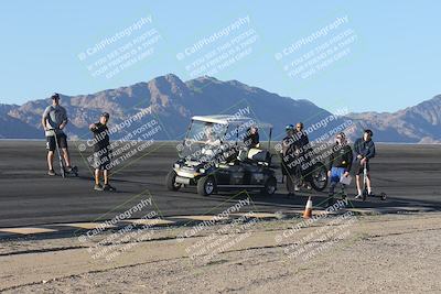 media/Oct-30-2025-Racers Edge (Thu) [[dabbdaf680]]/1-Around the Pits- Track Walk/